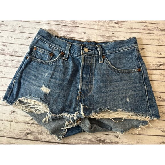 Levi’s 501 Women’s Cut Off Denim Shorts Size 24 Ripped Distressed - Picture 1 of 12